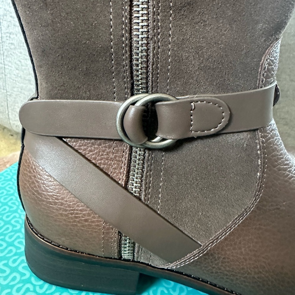 Softwalk Brown Leather Mid-Calf Boots - Picture 4 of 6